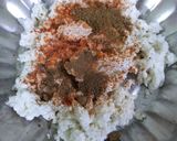 A picture of step 1 of Stuffed Mirchi Bajji.