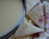 Foto langkah ke 3 dari resep Berry Bread Puddings.
