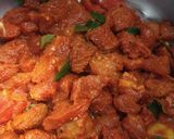 A picture of step 1 of Kerala Naadan ChIlli Meat.