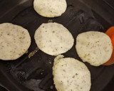 Foto del paso 5 de la receta: Mini arepas de queso - con toque a hierbas