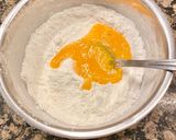 A picture of step 4 of Cake Filled with Special Christmas Cream.