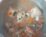 Foto langkah ke 4 dari resep Sop Ayam Sederhana.