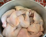 Foto langkah ke 1 dari resep 039. Ayam Pop Bukittinggi - Sumatera Barat.