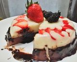 Foto langkah ke 8 dari resep Strawberry pudding with choco lava.