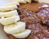 Une image de l'étape 3 de Porridge au chocolat et à la banane.