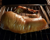 Foto del paso 7 de la receta: Cochinillo asado en crock pot a cocción lenta y baja temperatura