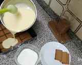 Foto del paso 4 de la receta: Tarta de galletas, chocolate y natillas/sin horno