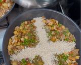 Foto del passaggio 8 della ricetta #660 Paella mista valenciana 🥘🦐🫑🍗🍖🥘