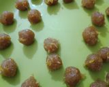 Foto langkah ke 4 dari resep Nastar Daun Gluten Free (Tanpa Cetakan).
