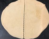 A picture of step 3 of Lukhmi (hyderabadi samosa).