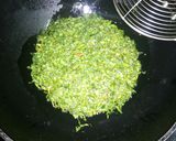 A picture of step 3 of Crispy palak.
