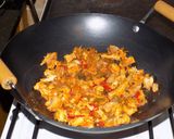 Foto del paso 3 de la receta: Spaguettis al wok con pollo y ajíes