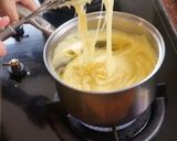 Foto langkah ke 5 dari resep Klapertart unbake dengan kelapa kw.