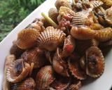 Foto langkah ke 1 dari resep Kerang dara saos pedas.