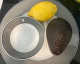 Foto del paso 1 de la receta: Guacamole (sin cebolla)