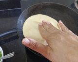 A picture of step 6 of Lasooni Palak Paneer With Garlic Naan.