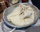 عکس مرحله 1 از دستور ماست چکیده کفیر