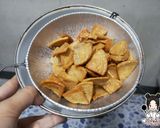 รูปขั้นตอนการทำที่ 2 ของ กะเพราหมูยอ(ทอด)​