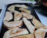 Foto del paso 7 de la receta: Quesadillas de Marlin ahumado ll