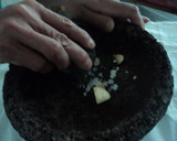 Foto del paso 1 de la receta: Salsa de chile de árbol fresco verde tatemado muy picante