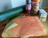 Une image de l'étape 1 de Maki saumon/concombre.