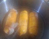Foto langkah ke 3 dari resep Egg Chiken Roll (#24).