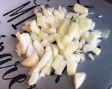 Une image de l'étape 2 de Fondue de poireaux au lard, oignon, crème et épices.
