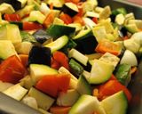 Foto del paso 4 de la receta: Colita de cuadril en su misma salsa acompañado de vegetales asados