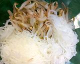Foto langkah ke 4 dari resep Soto Ayam khas Klaten.
