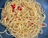 Foto del paso 3 de la receta: Spaghetti aglio, olio e peperoncino