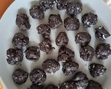 Foto langkah ke 3 dari resep Mochi Matcha isi Coklat.