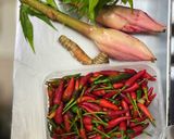 Gambar langkah 1 resipi Gulai Tempoyak Patin.