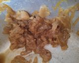 Foto del paso 1 de la receta: Salsa de Ajo🌯🥙, manzana🍎y cebolla caramelizada🥛🧅🧄