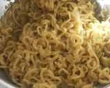 A picture of step 1 of Maggi ke Pakode.