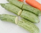 Foto del paso 1 de la receta: Sopa de Zucchini y Zanahoria con huevo poché express 🍳🍲