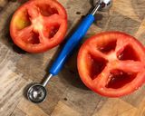 Foto del paso 2 de la receta: Tomates al horno para acompañar las milanesas