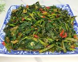 Foto langkah ke 6 dari resep Tumis kangkung terasi.