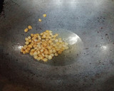 A picture of step 2 of Udupi Style Sambhar.