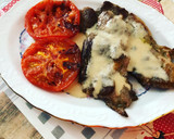Foto del paso 7 de la receta: Chuletas de cerdo en salsa de cebolla y tomate a la plancha