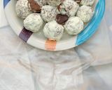 A picture of step 5 of Crispy coconut balls milk candy 🍭.