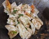 Foto langkah ke 4 dari resep Mie Kuning Basah Goreng.