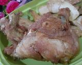Foto langkah ke 3 dari resep Ayam ungkep bumbu simple.