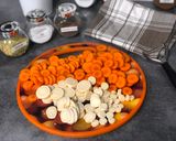 Falusi zöldségleves recept fázis 1 fotója