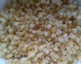 A picture of step 2 of Dink Modak/ Ladoo.