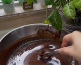 Gambar langkah 3 resipi Kek coklat lembap.