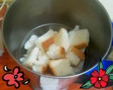 A picture of step 3 of Zebra bread pudding.