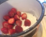 Foto del paso 2 de la receta: Salsa de frutillas o coulis de frutillas