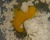 A picture of step 4 of 3 colour Cupcakes.