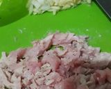 Foto langkah ke 1 dari resep Tuna Toast with Red Spinach.