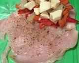 Foto del paso 5 de la receta: Supremas de pollo rellenas con guarnición de vegetales asados